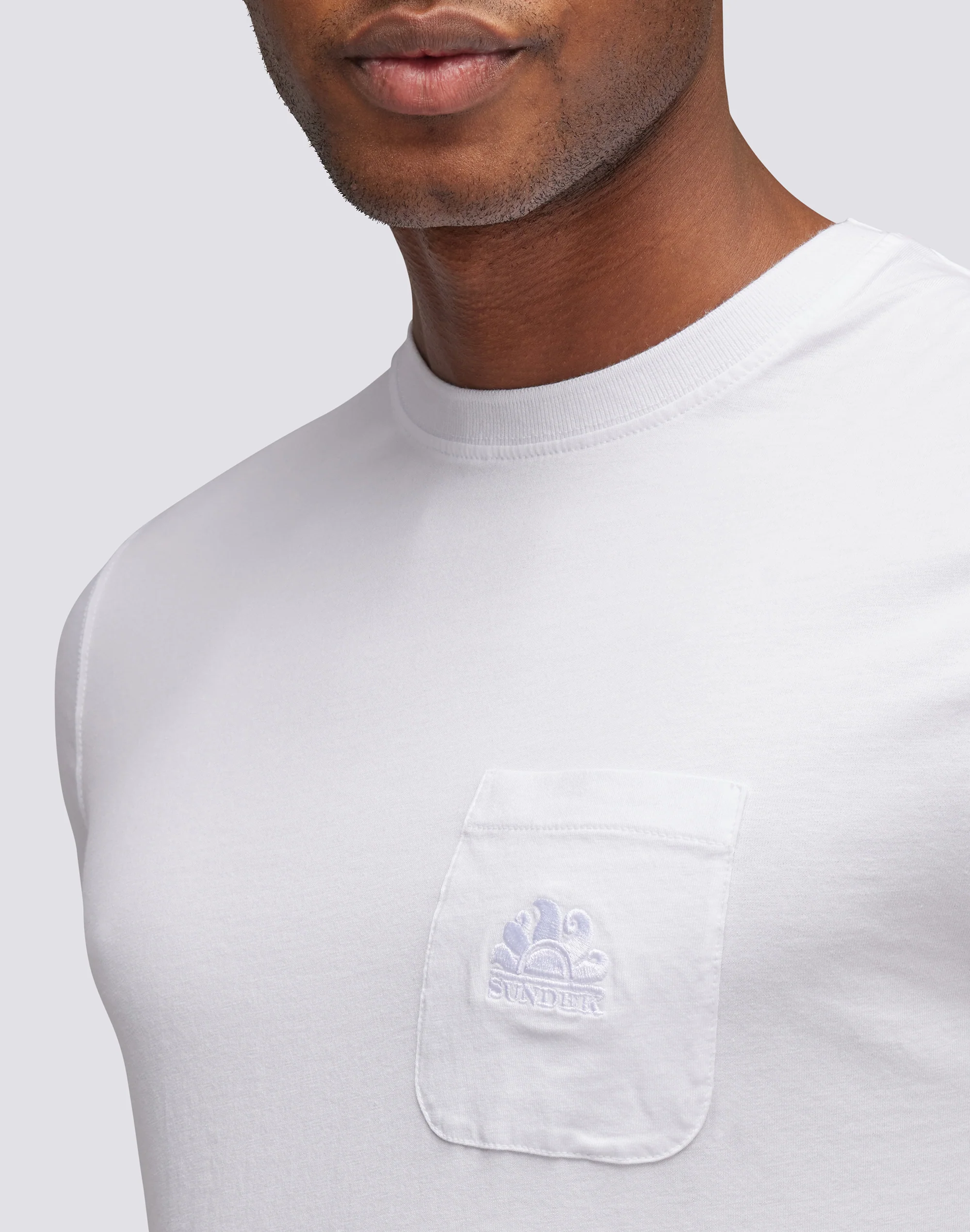 FINN CREW NECK T-SHIRT WITH POCKET - Image 4